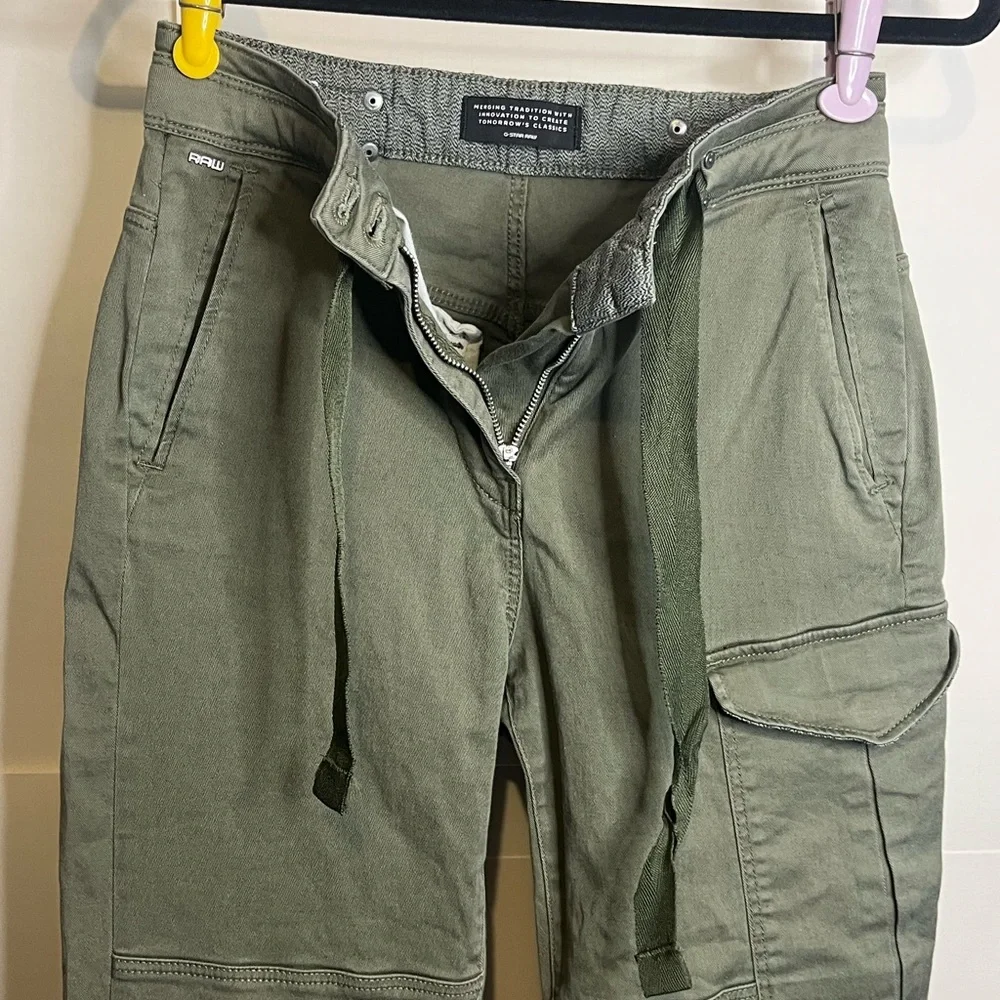 G-Star Raw Women’s 26x28 Green Blossite High Straight Cargo Pants